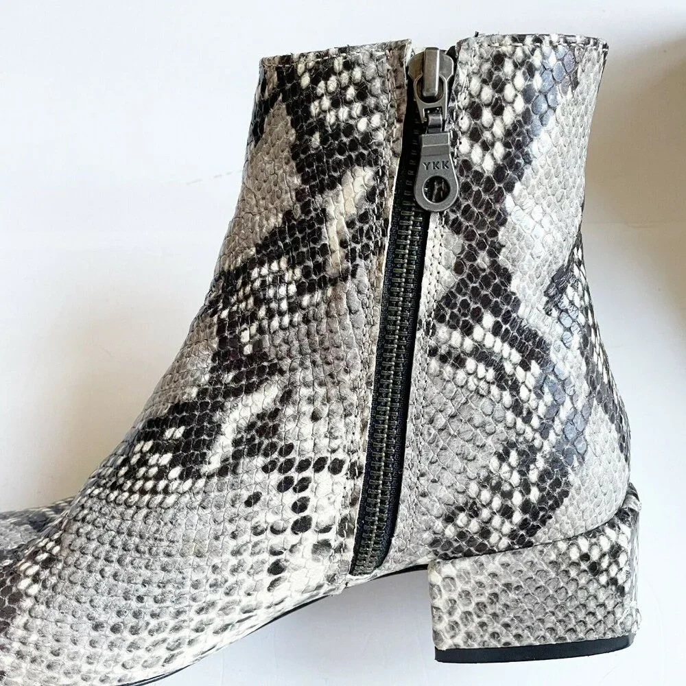 Modern Vice Snake Ankle Boots Booties Black White Block Heel Size EU 35 US‎ 5